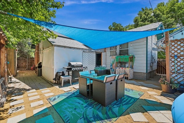 523-5th-ave-s-nampa-id-83651-477BA45FBC-65A1-7FB8-3B01-4488895F3394.jpg