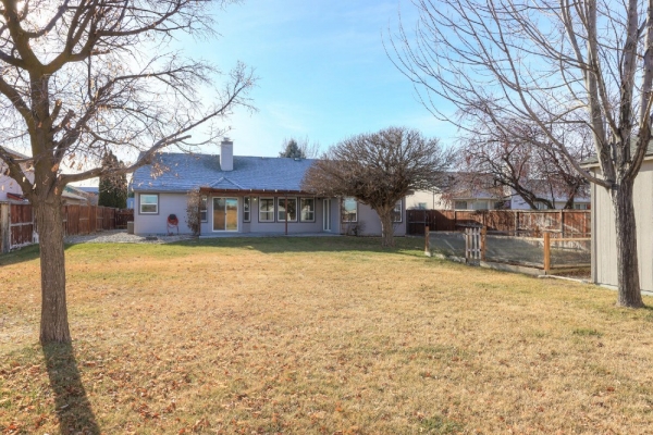 12274-w-driftwood-dr-boise-id-83713-5098C6CD2E-7460-993F-997F-6D23831EFFA7.jpg