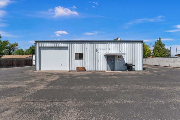 2310-s-empire-way-boise-id-83709-459540395A-941A-5C80-C46E-C3A655706457.jpg