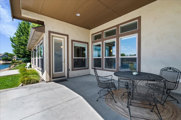 37-12125-w-pinewood-river-ln-star-id-83669-1580A1656-0539-51BD-D2BF-4472DBF82855.jpg