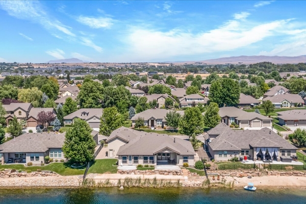 50-12125-w-pinewood-river-ln-star-id-83669-1FB572C87-7B83-4F3C-19DD-2A4ED76E06DB.jpg
