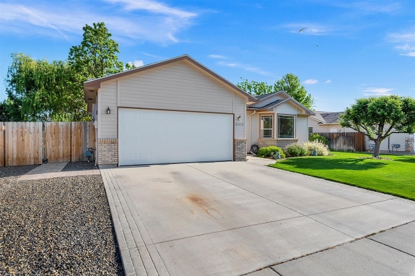 12412-w-camas-dr-boise-id-83709-20FD2C08A7-F06E-0943-E9F5-9D12DACE03CC.jpg
