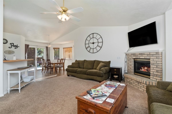 12412-w-camas-dr-boise-id-83709-261927BFE7-E4AD-728A-A0CA-EBFD06AB87C5.jpg