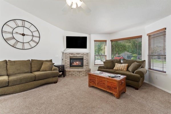 12412-w-camas-dr-boise-id-83709-273AA018DB-A37F-D4FB-D99A-61D549C62806.jpg