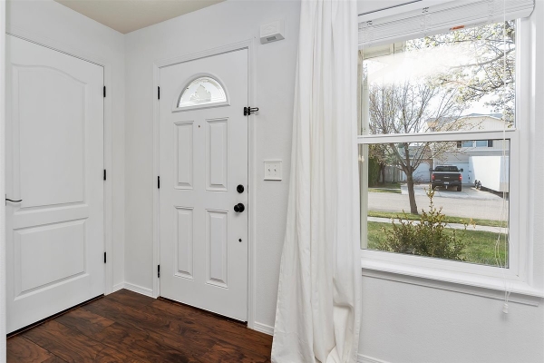 9738-w-lillywood-dr-boise-id-83709-2213B96180-7ABD-5E59-58AE-7CDCB8229675.jpg