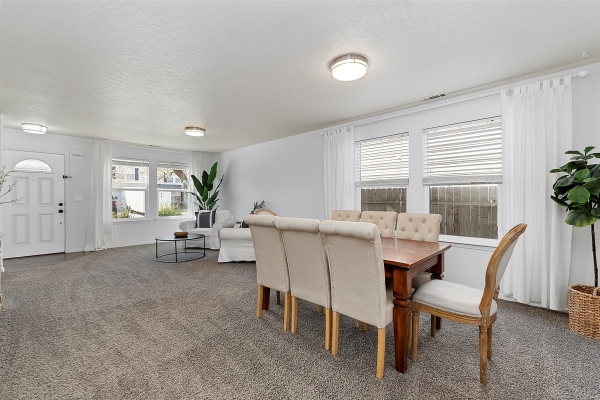 9738-w-lillywood-dr-boise-id-83709-3132D98E22-D886-0068-4017-807588EBCAB3.jpg