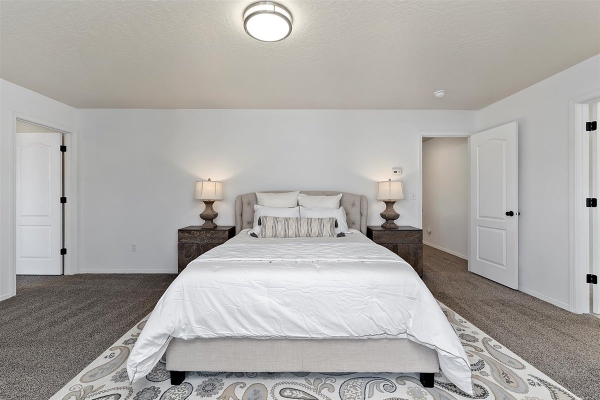 9738-w-lillywood-dr-boise-id-83709-433313494E-B23D-9A3B-28E0-9FA567653C64.jpg