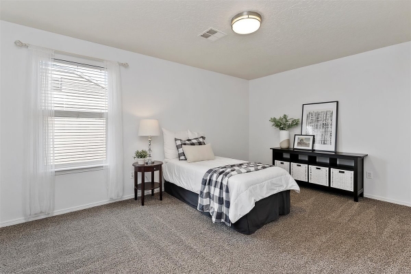 9738-w-lillywood-dr-boise-id-83709-48DEF8A1AB-FAE0-EAEE-AA7A-3962F1B1E94D.jpg