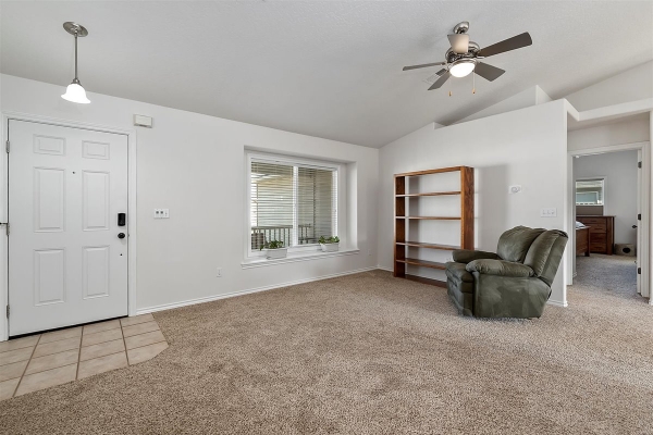 6419-e-crestley-dr-nampa-id-83687-28BD8E8D78-95C0-9470-B6E5-E8E45668C826.jpg