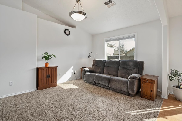 6419-e-crestley-dr-nampa-id-83687-29EAC5A143-32A3-5F63-98E4-0939E0139D8D.jpg