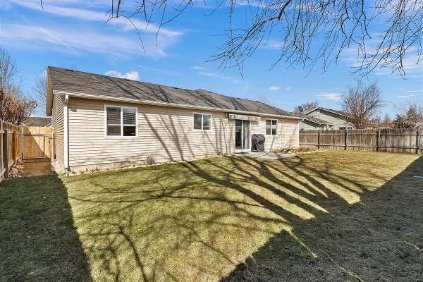 6419-e-crestley-dr-nampa-id-83687-55B9095583-90EF-8347-CDEC-0E6D8C6240D5.jpg