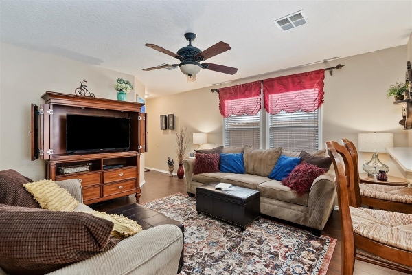 9643-w-weir-hollis-dr-boise-id-83709-24EF9ADF49-9F47-B1D2-B6B3-376015B150C9.jpg